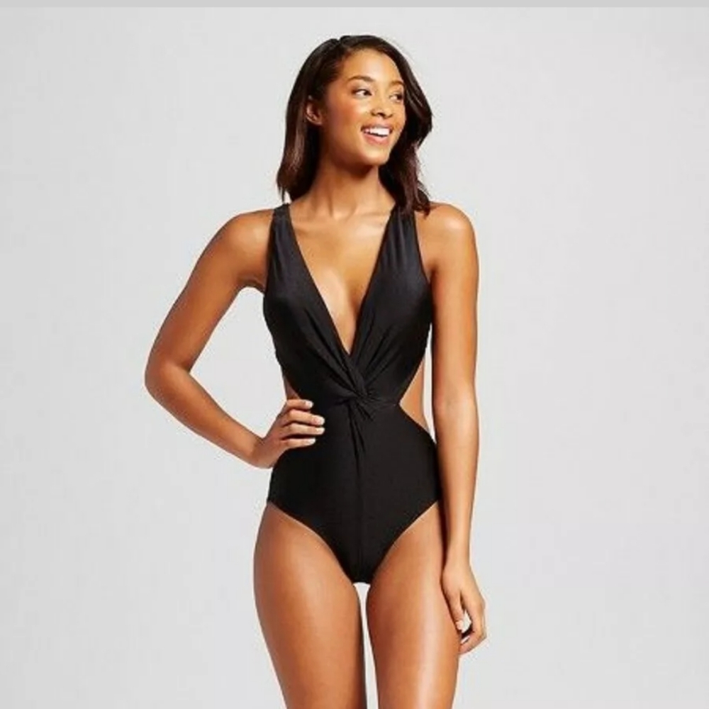 NWT black Monokini Size S